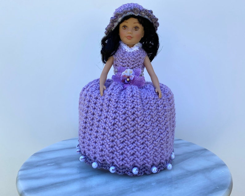 Doll Toilet Paper Covers, Bathroom Decor, Crochet Toilet Paper Holders, Bathroom Home Decor, Housewarming Gifts afbeelding 6