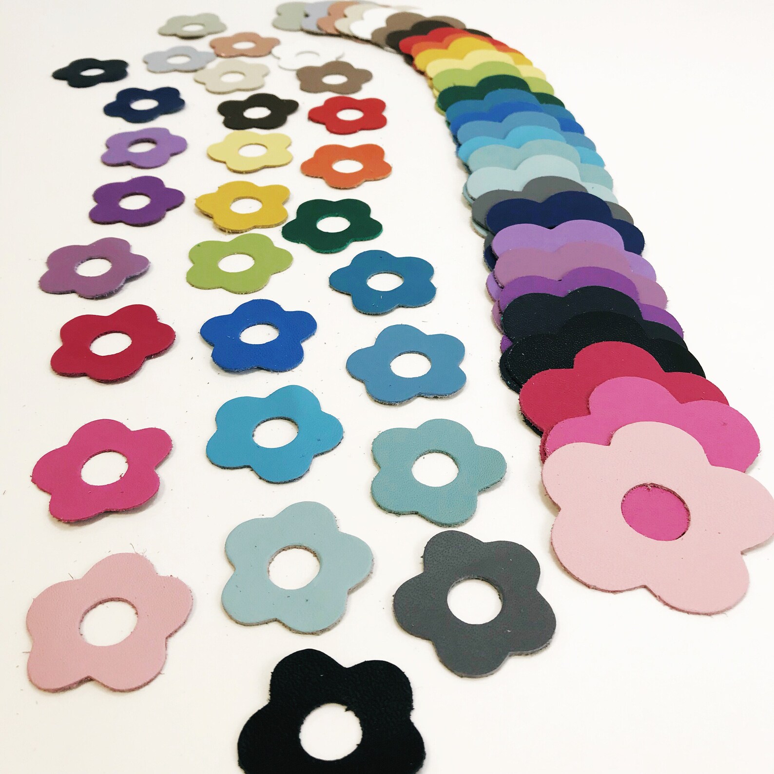 Flower Leather Die Cut // Leather Daisy Flower // Leather Etsy Canada