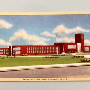 Cartão postal vintage Lancaster PA The McCaskey High School Mint Linen