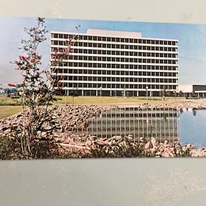 Carte postale TX vintage Centre de vaisseau spatial habité de Houston TX