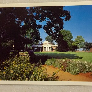 Carte postale vintage Monticello President Thomas Jefferson's Home estampillée Monticello VA 1986 Over Size USA 3rd President