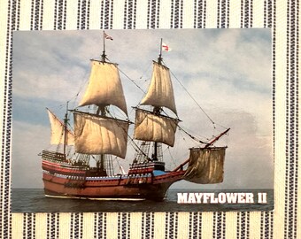 Carte postale vintage Mayflower ll Boat with Sails Plymouth MA New England Over Size