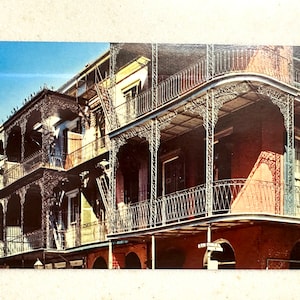 Vintage Postkarte New Orleans Louisiana Lace Balkone St Peter St Vieux Carre Eisenbalkon NOLA