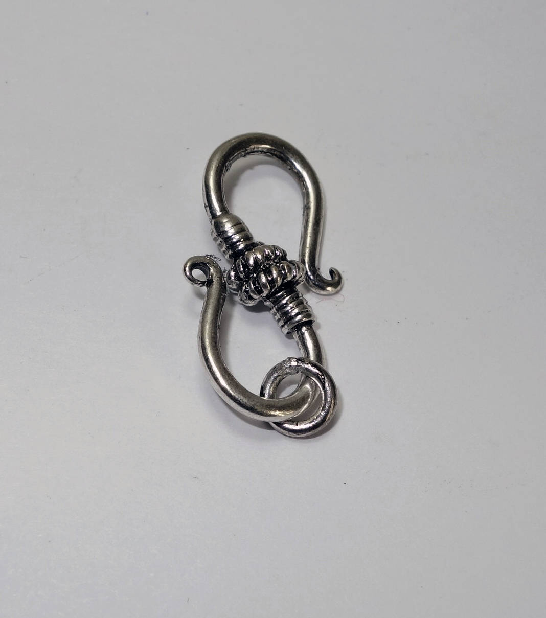 18 SCLASP HOOK & EYE Fancy Hook and Eye Clasp Antique Silver Plate 25