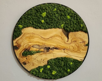 Custom Moss and Olive Wood Wall Art: Metal Frame, Preserved Moss Decor