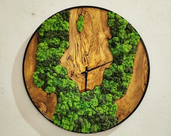 Custom Moss Olive Wood Wall Clock, Metal and Olive Wooden Wall Clock, Olive Wooden Wall Clock & Moss Wall Art, Preserved Stabilized Moss