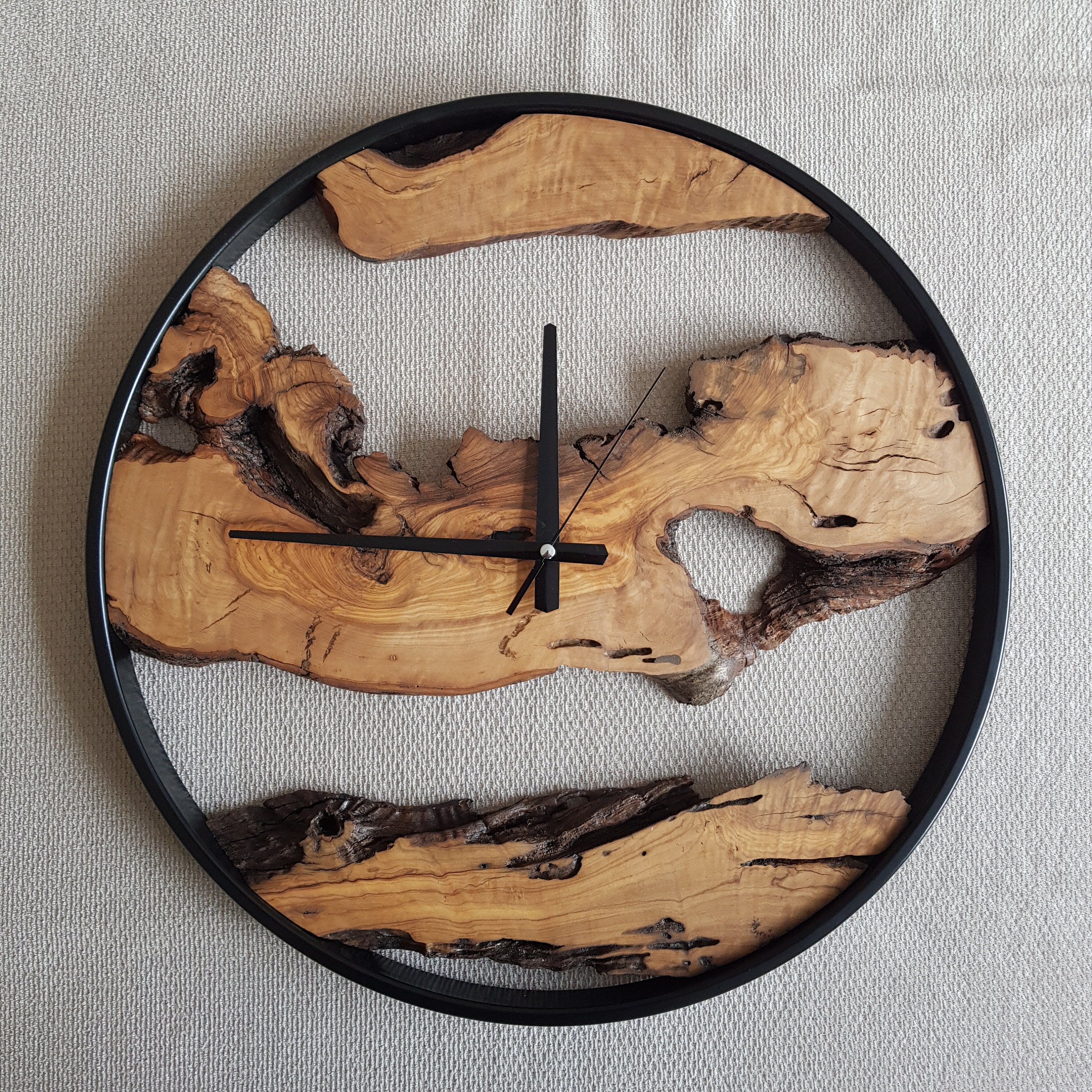 Orologio da Parete in legno Silenzioso 46cm Preciso Parete Moderno Adesivo Orologio  Parete Decorazione Sole e Luna Wall clock per Casa, Ufficio, Hotel :  .it: Casa e cucina