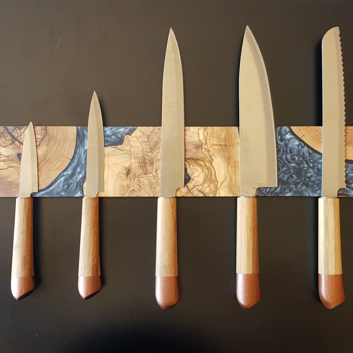 Custom Order Magnetic Knife Rack, Resin and Olive Wooden Knife Holder, Epoxy and Olive Wood Knife Bar, Knife Block, Knife Storage for Wall - Etsy