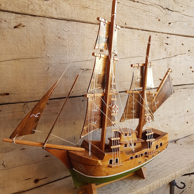 Wooden Pirate Ship Model, Handmade Pirate Ship. Model Pirate Ship, Miniature Pirate ship, Handmade Decor, Wooden Decoration image 2