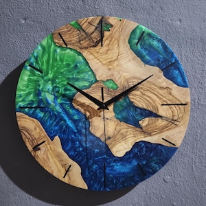 Custom Resin & Olive Wood Wall Clock: Silent Handmade Decor