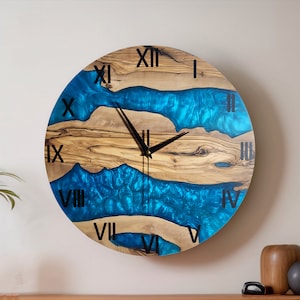 Custom Made Resin & Olive Wood Wall Clock, Blue And Green Made to order Epoxy and Olive Wood Wall Clock, Live Edge Wall Clock, Wanduhr