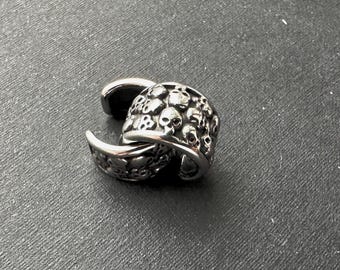 Pendientes de clip con calavera vikinga para hombre, de acero inoxidable, estilo nórdico.