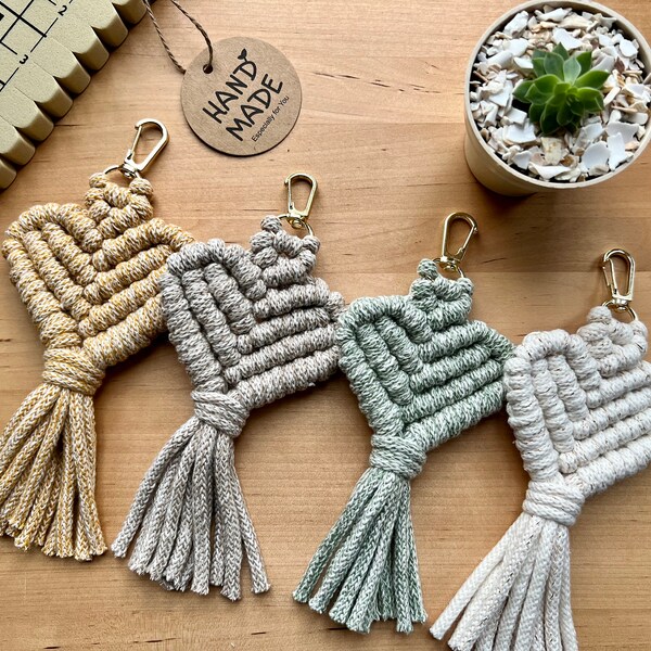Macrame heart keychain, Heart keyring, Valentines gift, Boho macrame keychain, Scandi heart, Bag accessory