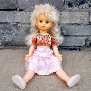 Vintage toy baby doll, girl Vintage plastic toy , Vintage gift decor Old toy.vintage toys are gift children, kids, baby