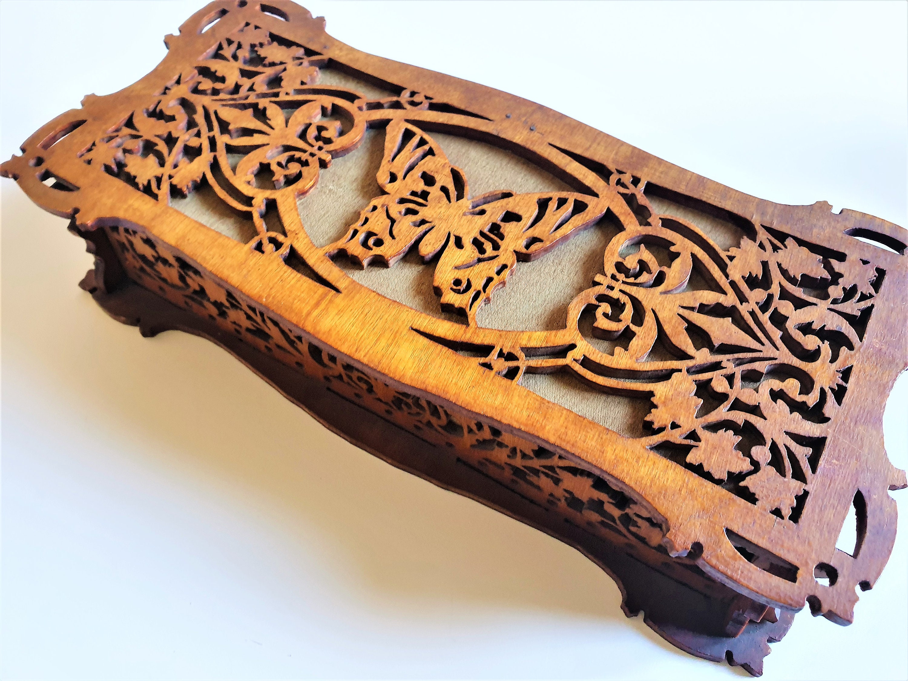 Delightful Antique Victorian Sewing Box Carved Wooden Fretwork