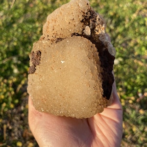 Quartz Crystals on Missouri Agate