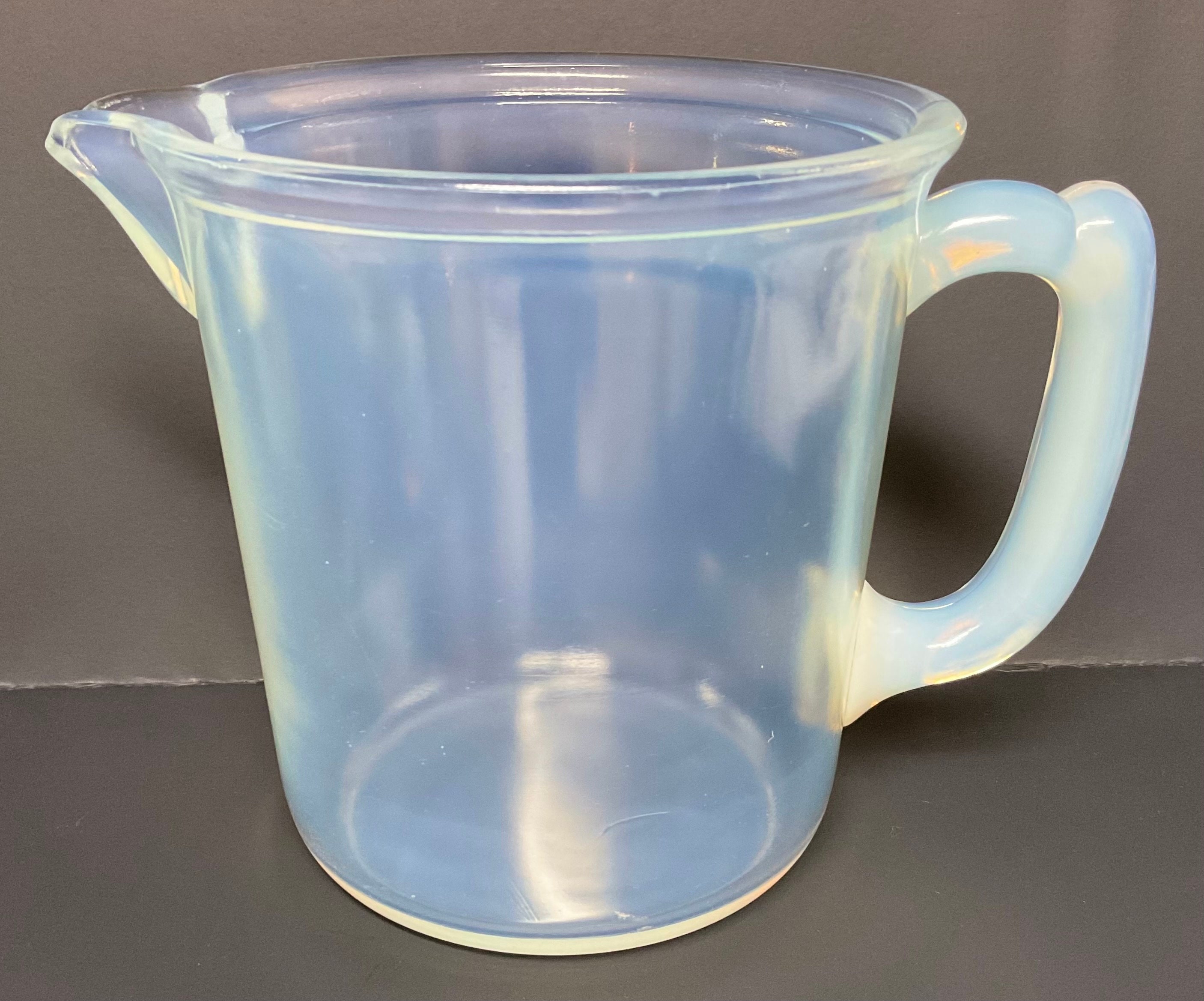 Pyrex Covered Measuring Cup, 8 c - Fry's Food Stores