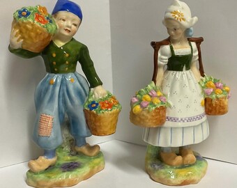 ヴィンテージ ロイヤルウースター磁器製フィギュア：チューリップを