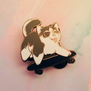 Husky - Cute Dog Pin | Hard Enamel Pin | Dog Lover Gift