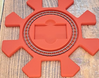 Mexican Train Domino Hub - Up to 8 Players | Multiple Colors Available