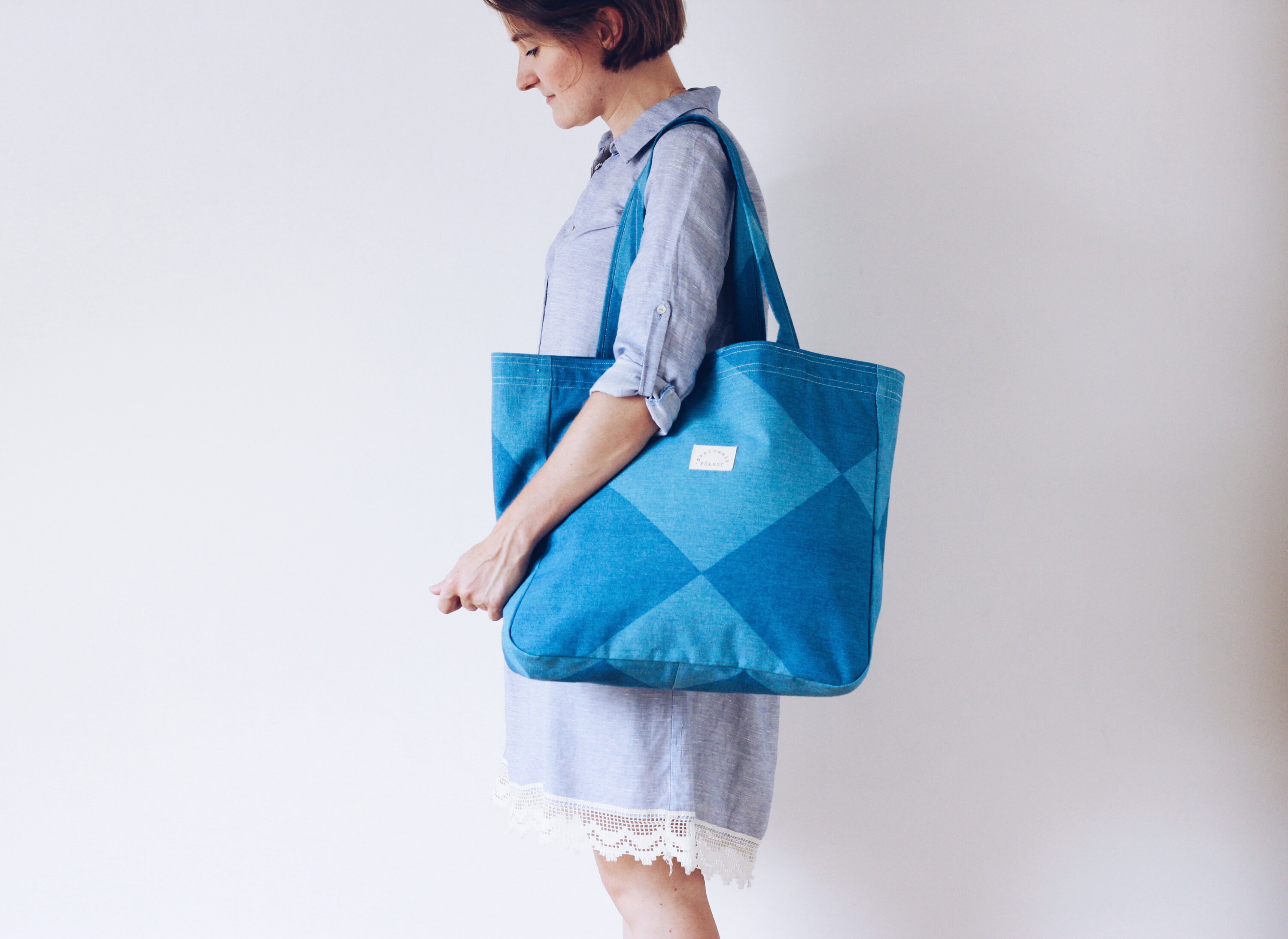 blue shopper bag