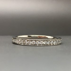 Diamond ring in 14ct white gold image 2