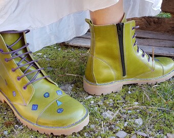 Sorrosal model leather boots, short zipper boots, handmade shoes, colorful boots, leather boots, hand-painted boots.