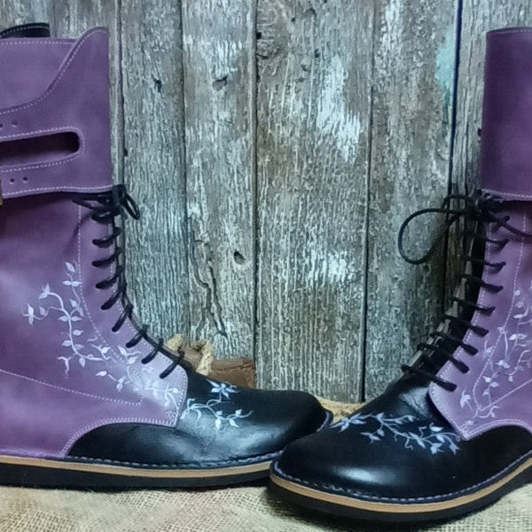 Respumoso model leather boot, high boots with zip, handmade shoes, colorful boots, leather boots, hand-painted boots.