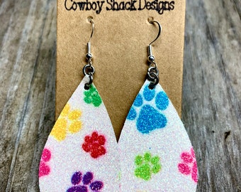 Dog Earrings,veterinarian,puppy,vet gift,paw print,dog jewelry,paw print jewelry.paw print teardrop earrings,pet lover jewelry