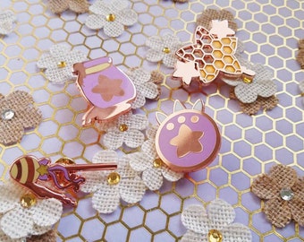 Alfileres de esmalte de oro rosa Honey Henshin