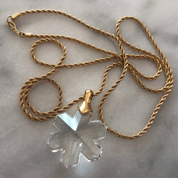 Collier Long Pour Femme 32 Pouces - Plaqué Or, Métal Doré, Pendentif Ovale | Sans Pierre