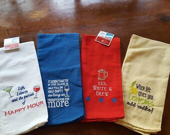 Kitchen Towels / Set of 4 / Bar Towels / 4th of July / Labor Day
