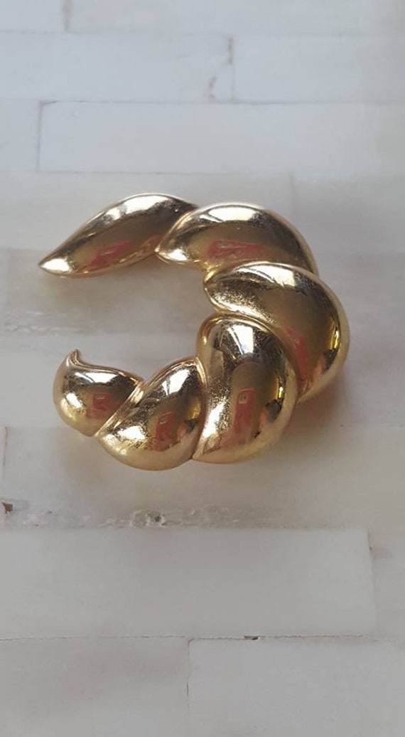 Trifari  Gold Filled Pin Brooch