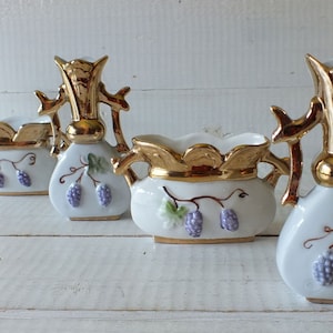 Fünf handbemalte Vasen Trauben Gold 283 - 5er Set Miniaturvasen aus Porzellan - Viktorianische Vase - Geschenk kleine Vasen - Vintage 1950er Jahre