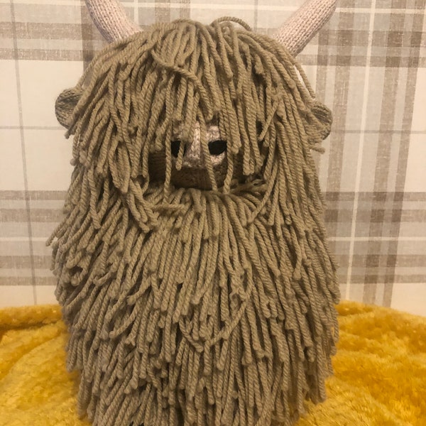 Highland Cow Knitted Pattern