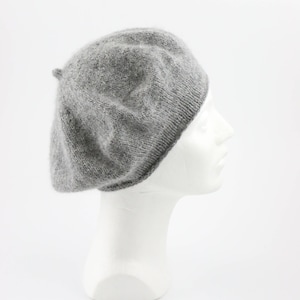 Women pure wool beret, French beret hat, Winter hat, Grey hand knitted beret, Grey wool cap, Warm head wear, French knit beret