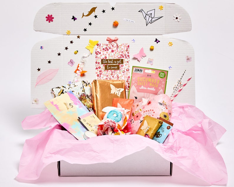 Mystery Box for Women with 7 Unique Gifts for Her in a Self Care Box Personalised Gift Box Care Package for Her with Surprise Gifts