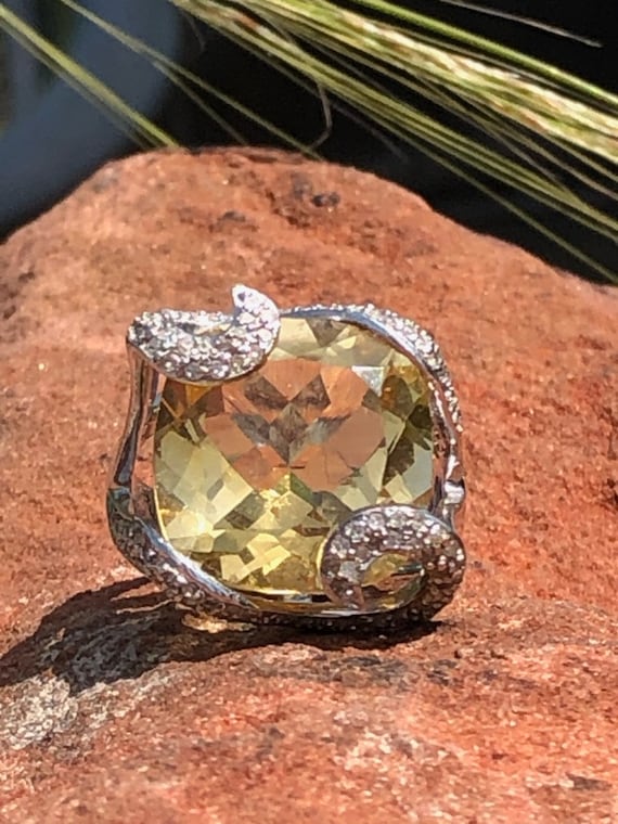 10K Gold Diamond Citrine Ring