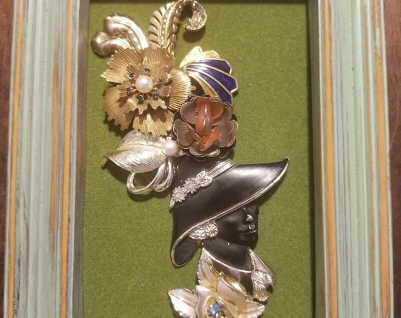 Framed Jewelry Art "Elegant Lady"