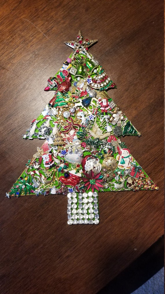 Vintage jewelry Christmas tree art