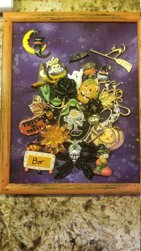 Framed Jewelry Art "Halloween"