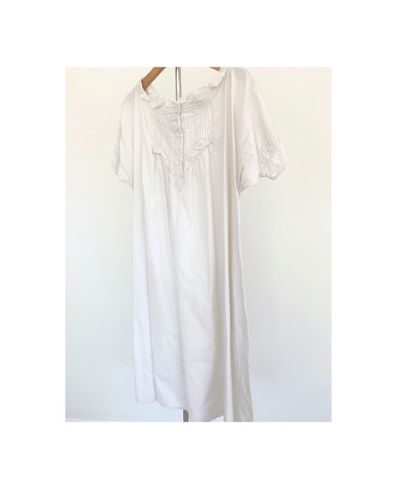 Vintage White Victorian Cotton Smock Dres