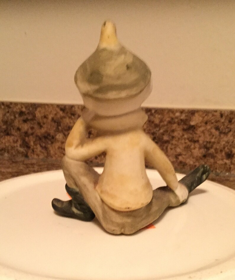Vintage Holland Mold Elf figurines set of 2 sitting pixie