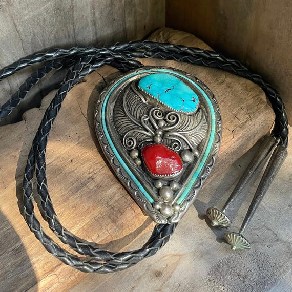 Tremendous Vintage Native American Navajo Kingman Turquoise & Coral Sterling Silver Buckle Tremendous Vintage Native American Navajo Kingman Turquoise & Coral Sterling Silver Buckle