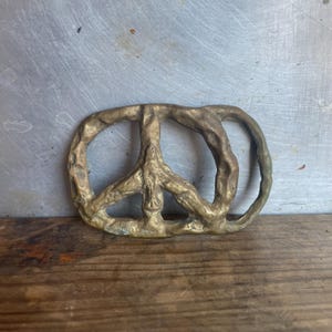 Vintage Peace Sign Brass Belt Buckle - Etsy display picture 3