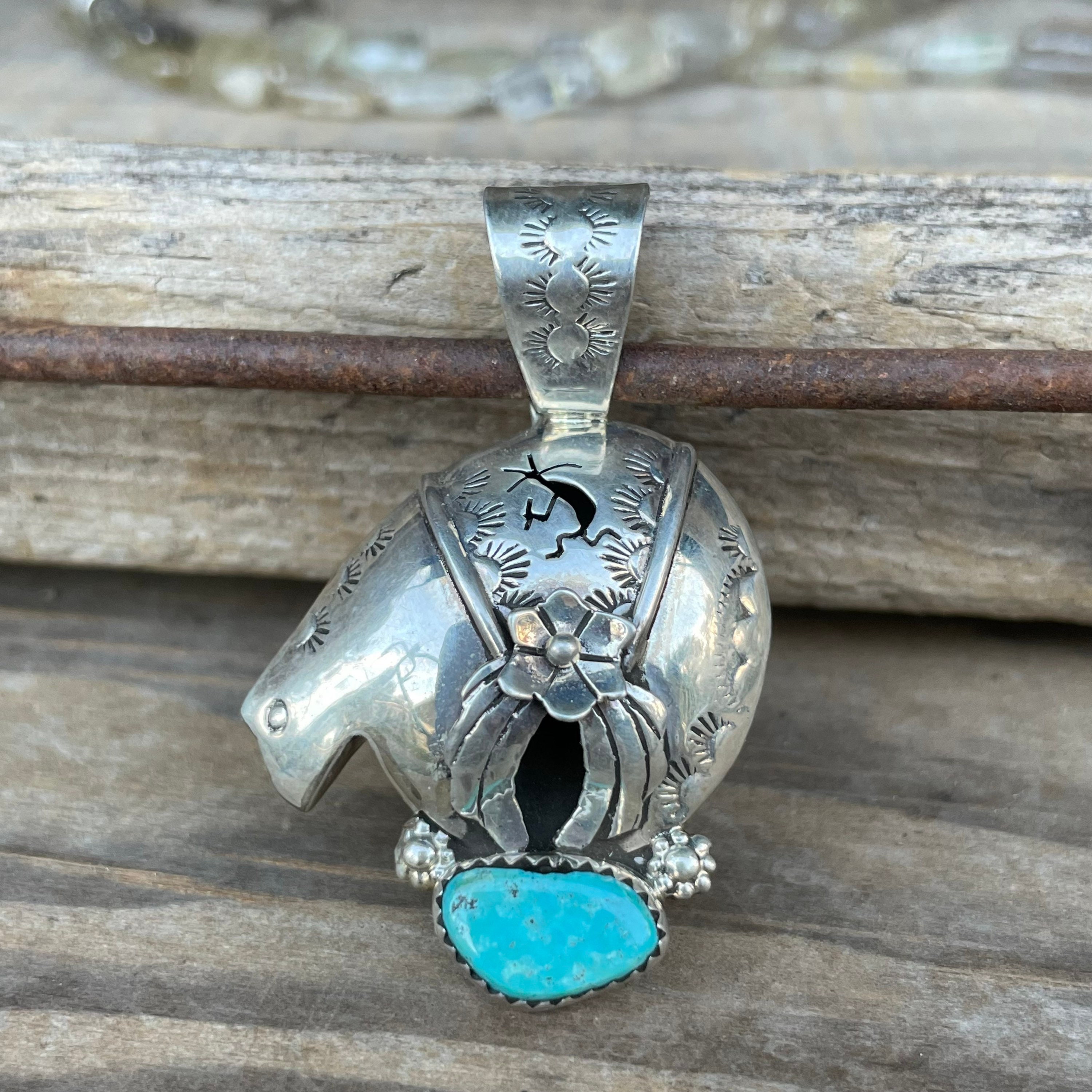 Unique!! Vintage Native American Zuni Native Sterling Silver Polar Bear Turquoise Pin Pendant Unique!! Vintage Native American Zuni Native Sterling Silver Polar Bear Turquoise Pin Pendant