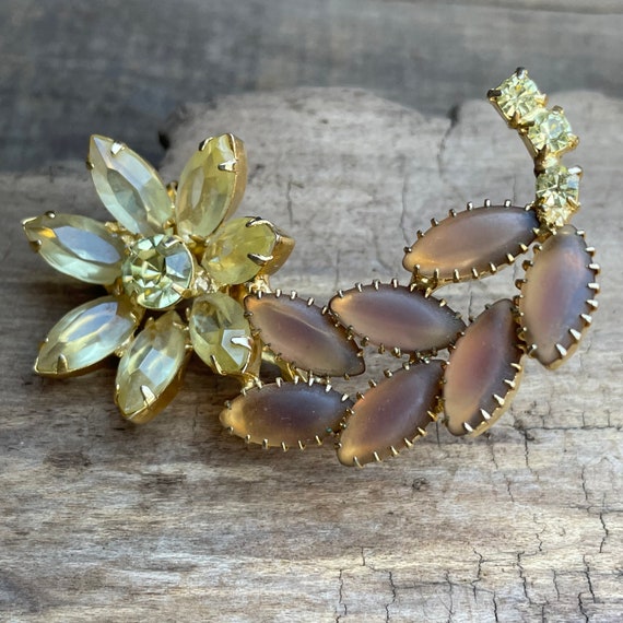 JULIANA Vintage Flower Spray Pin Brooch Rhineston… - image 2