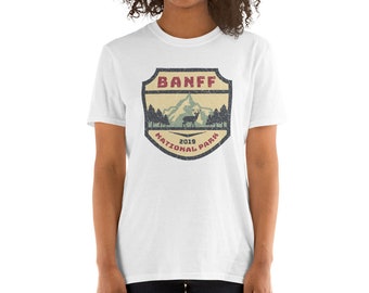 2019 Retro Sticker Badge Style Vintage Souvenir Canadian Banff National Park Unisex Short-Sleeve Unisex T-Shirt