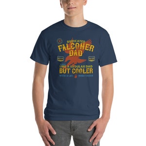 Fun Falconry Dads Short-Sleeve T-Shirt for Great Falconer Dads, Hawking Dad Ideal for Valentines Day