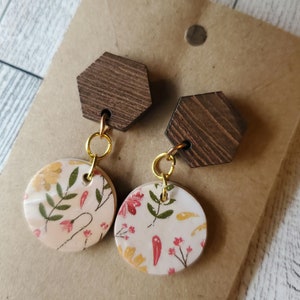 Handgemachte Holz Floral Ton Ohrstecker